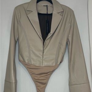 Maniere De Voir Cream and Black Jacket